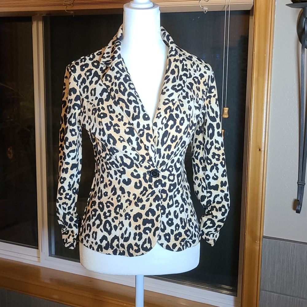 No Boundaries Leopard print XS blazer